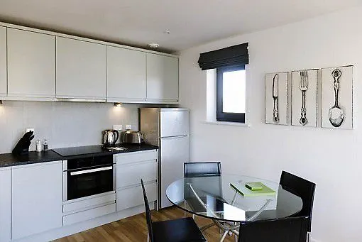 Hotel Your Space Apartments - Eden House Cambridge